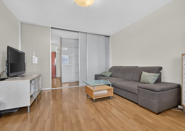 Predávame 3-izbový byt s dvoma balkónmi na 16 poschodí s panoramatickým výhľadom