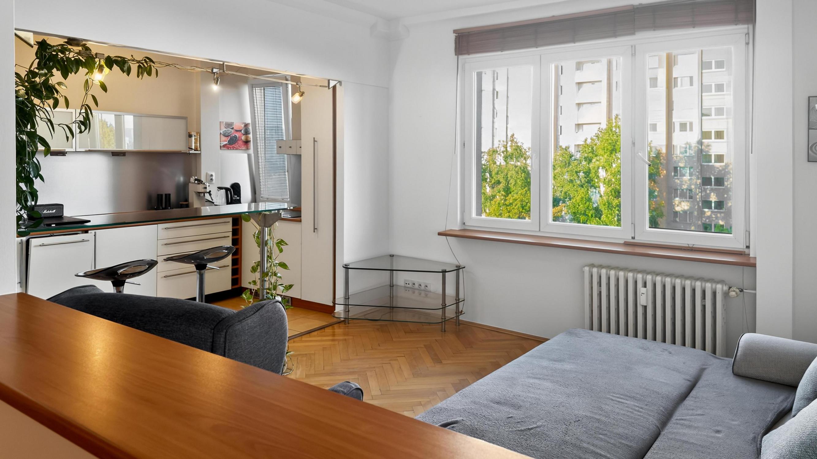 REZERVOVANE – Predávame 2i byt  v Ružinove