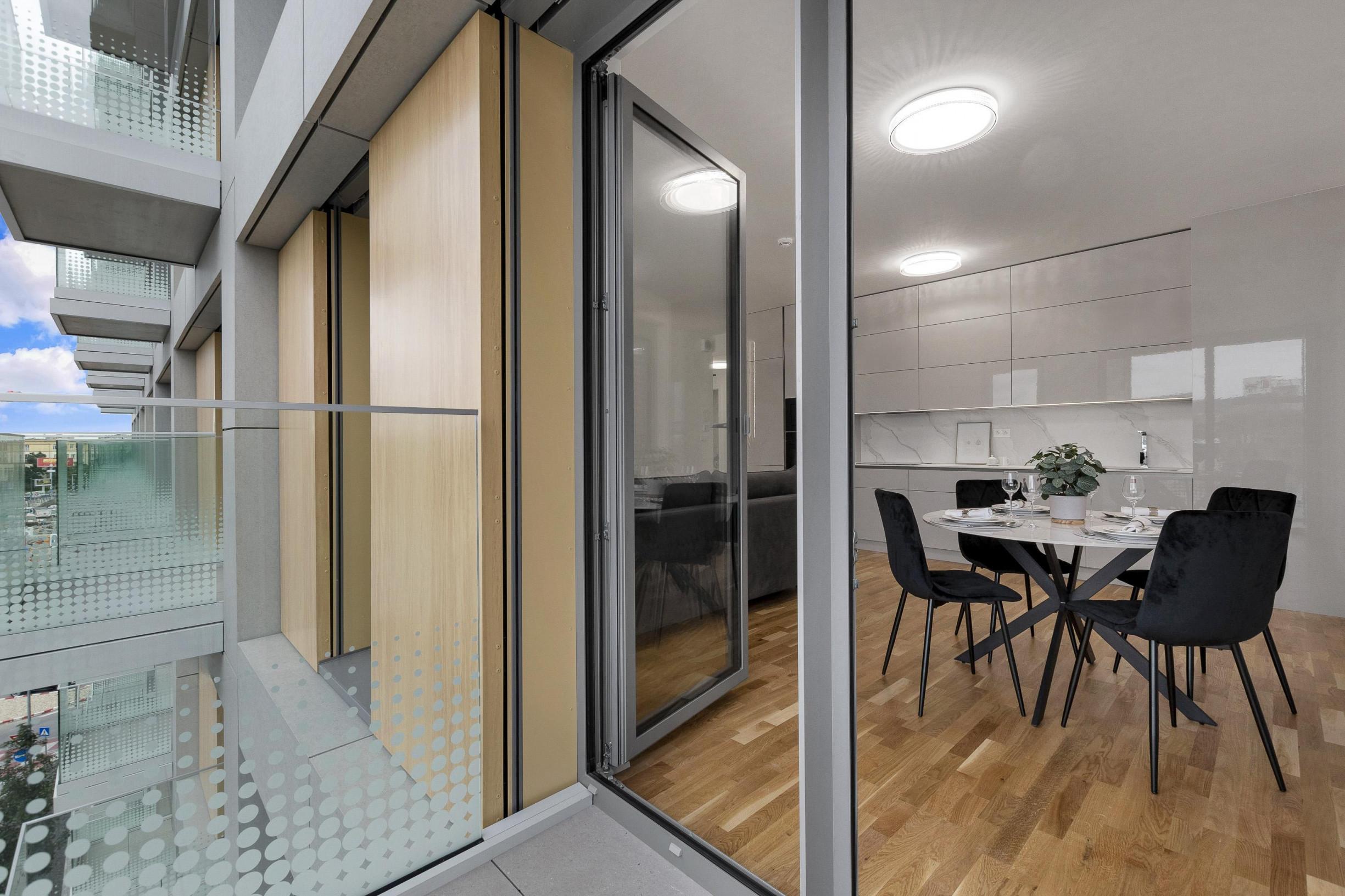 Predávame zariadený 3 izbový apartmán s 2 balkónmi v projekte METROPOLIS