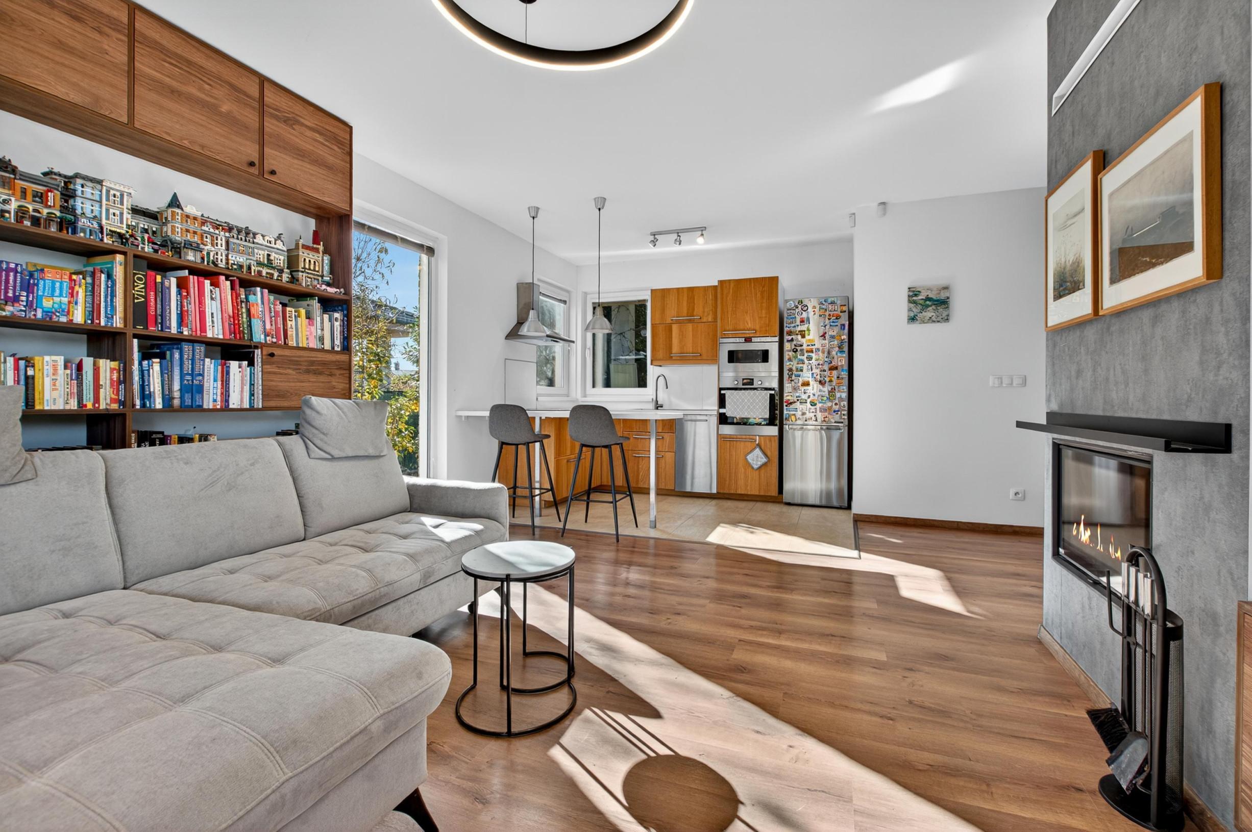 REZERVOVANÉ - Predávame samostatný 4.i rodinný dom s garážou a 4-árovým pozemkom, Bazalková, Malinovo