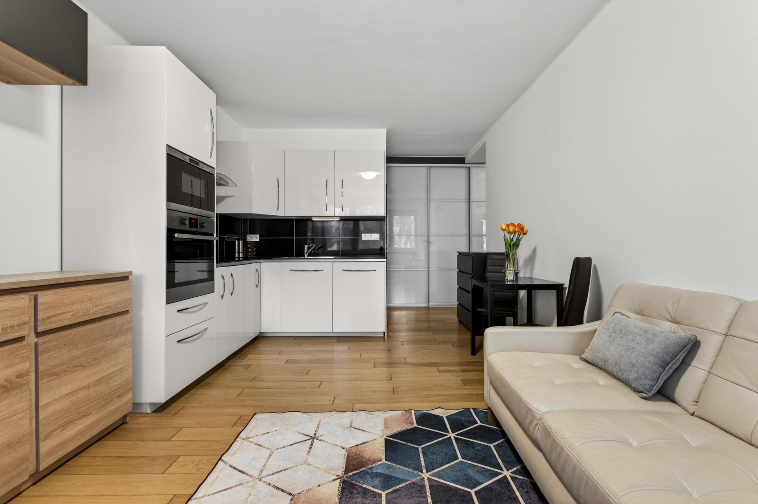 Predávame 2-izbový byt v centre Starého Mesta - Lazaretská ulica