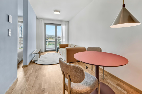 Predávame apartmán s balkónom v projekte METROPOLIS, s možnosťou okamžitého nasťahovania