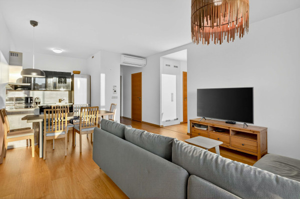 Prenajímame 3i byt s lodžiou a parkovacím státim v projekte PANORAMA CITY