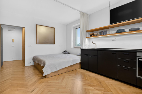 Prenajímame dizajnový 1-izbový byt s balkónom na Martinčekovej ulici