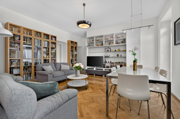 Predávame priestranný 4-izbový byt (100 m²) na Panenskej ulici v Starom Meste